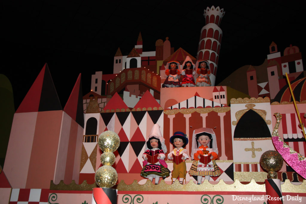 it's a small world ride dolls